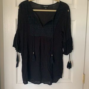 Boho lace flowy top
